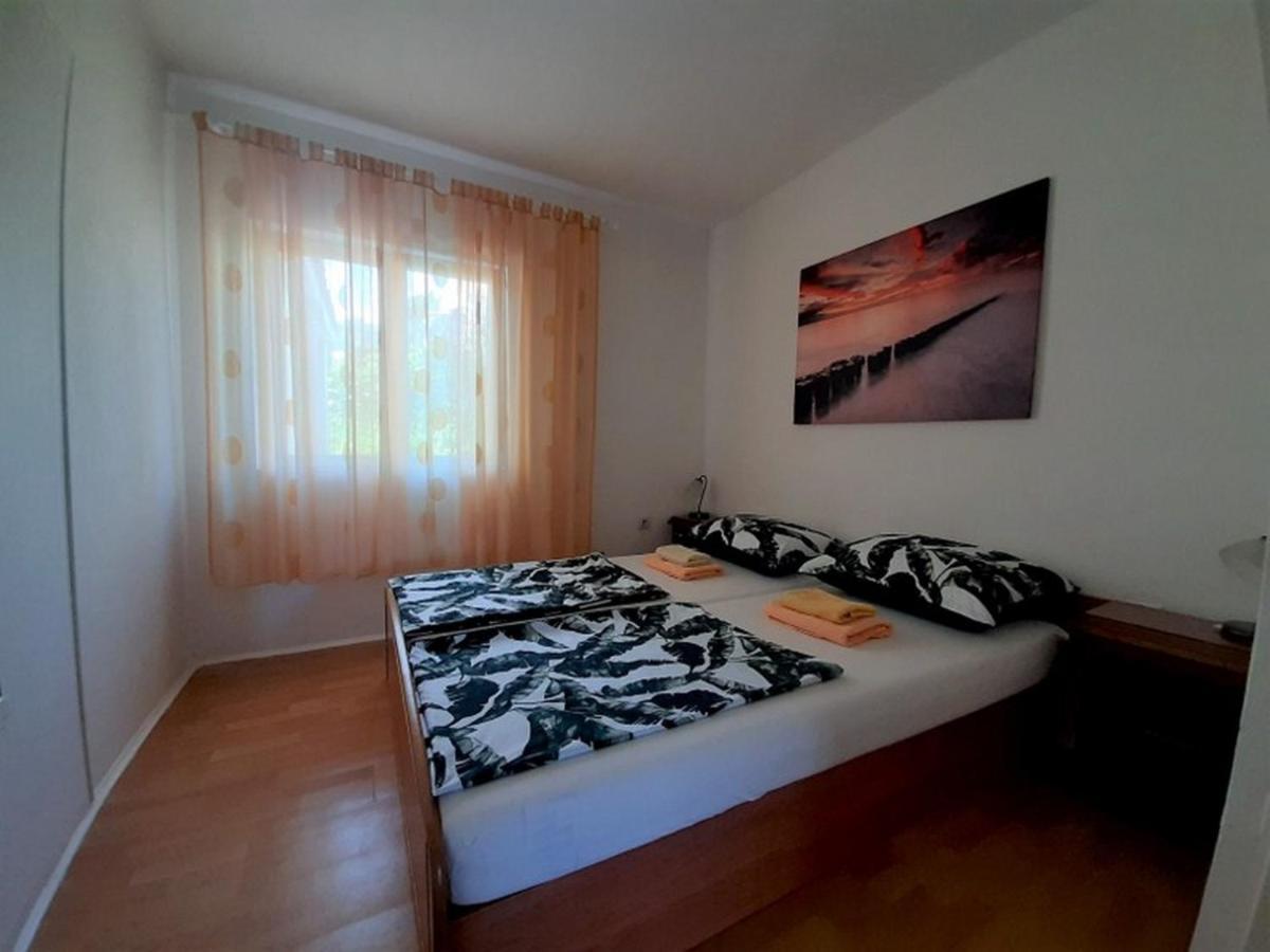 Apartments Nada Крк Экстерьер фото