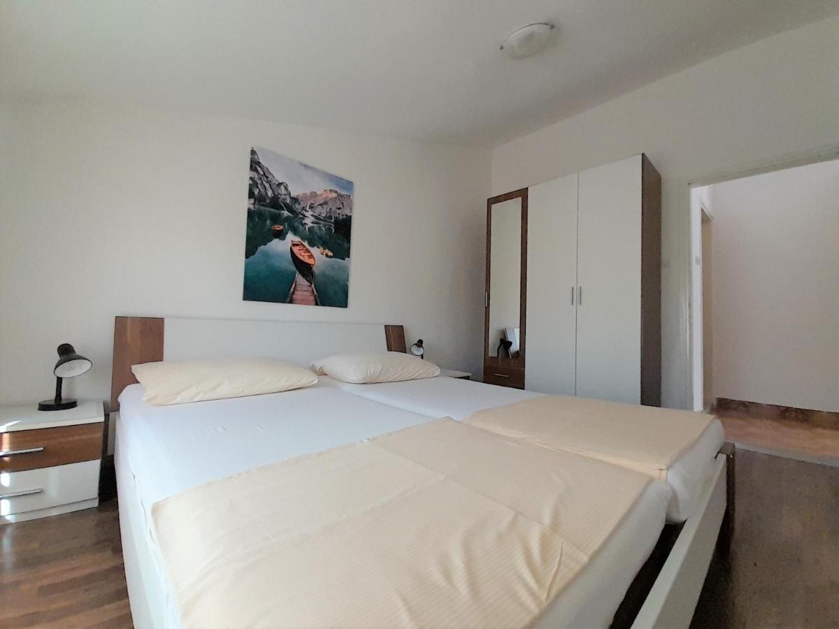 Apartments Nada Крк Экстерьер фото