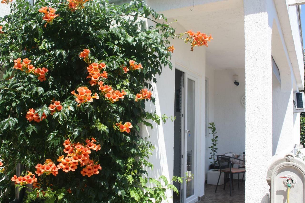 Apartments Nada Крк Экстерьер фото